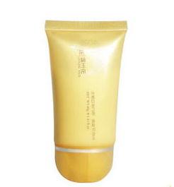 国产洁面乳使用方法视频,视频教学全解析