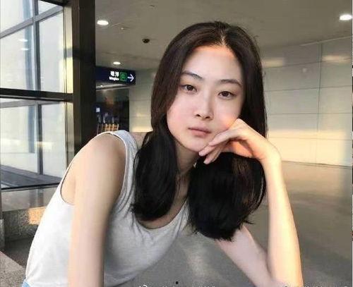 国产模特三P视频  第3张